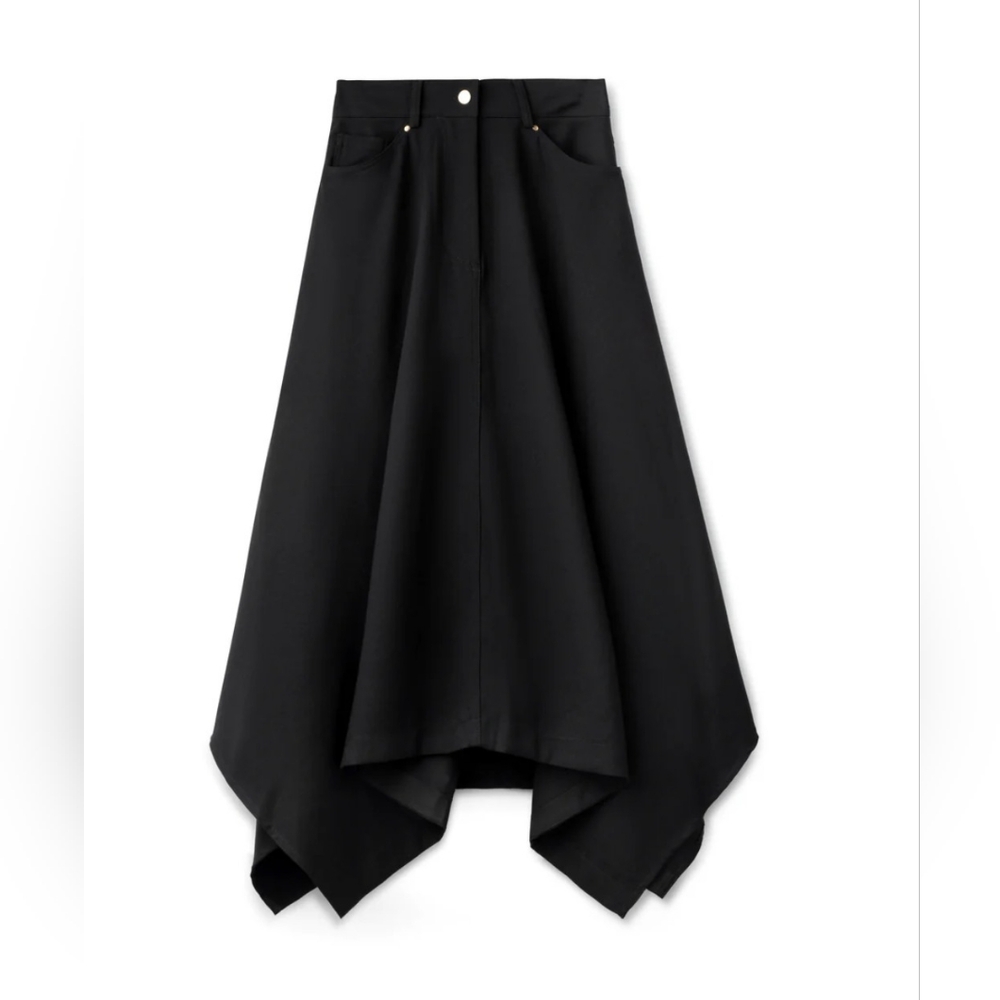 Like New In:05 Hankerchief Black Skirt Size S